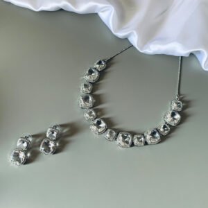White American Diamond Imitation Jewellery Set in Silver Finish