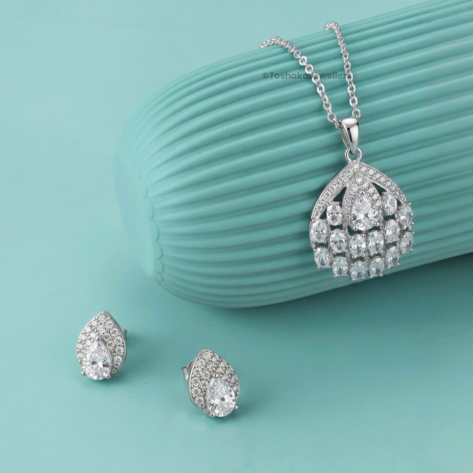 Teardrop Pendant Set for Women & Girls with Chain and Earrings - Image 4